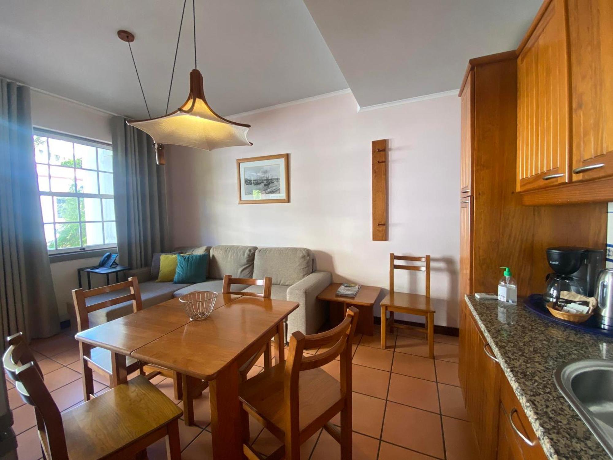 Apartamentos Turisticos Verdemar Horta  Luaran gambar