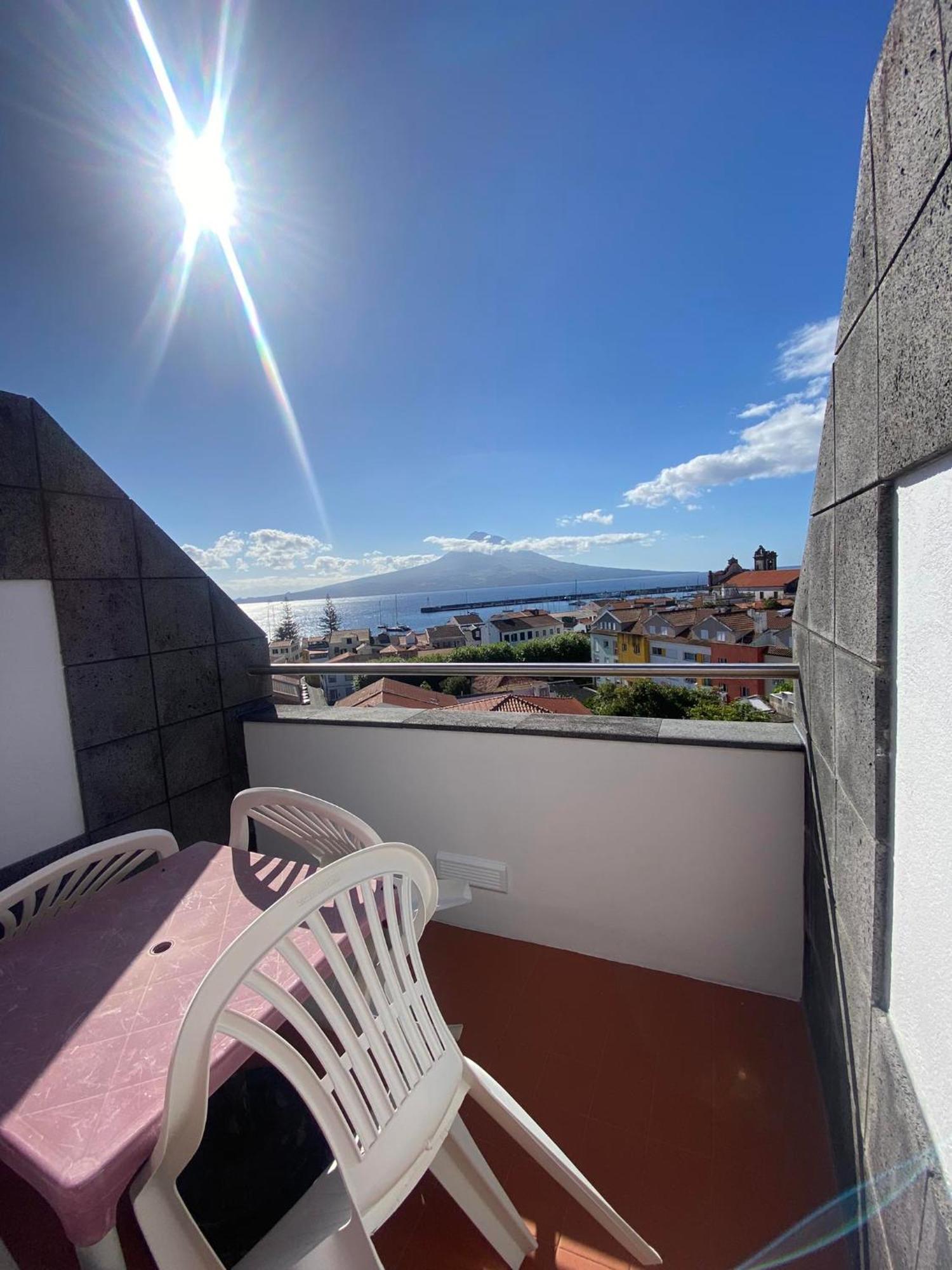 Apartamentos Turisticos Verdemar Horta  Luaran gambar