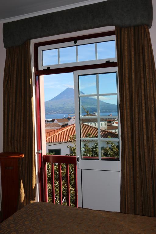 Apartamentos Turisticos Verdemar Horta  Bilik gambar