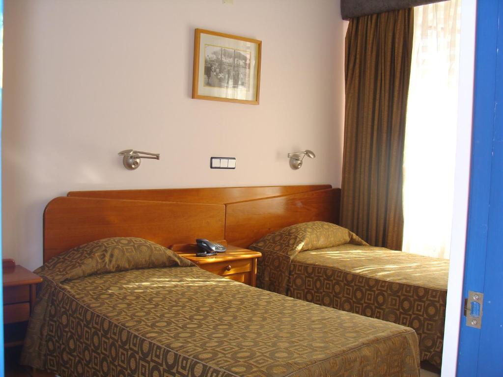 Apartamentos Turisticos Verdemar Horta  Bilik gambar