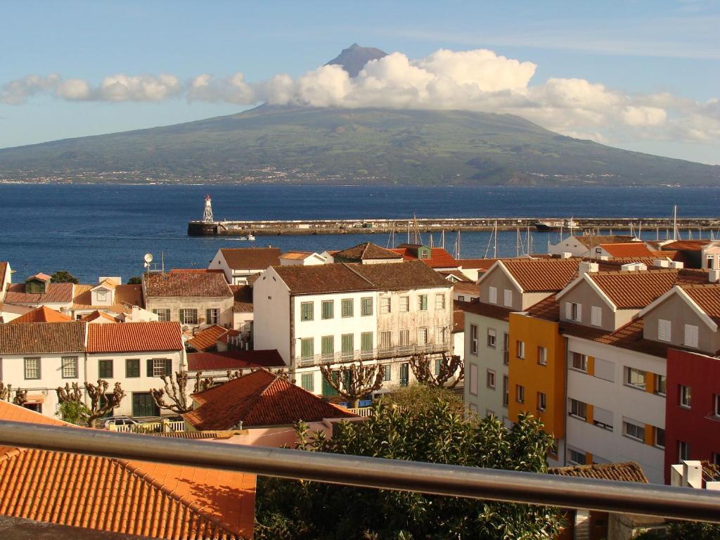 Apartamentos Turisticos Verdemar Horta  Bilik gambar