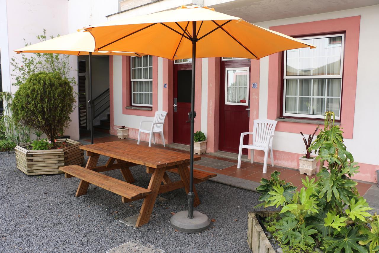Apartamentos Turisticos Verdemar Horta  Luaran gambar